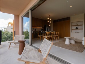 Outdoor dining - New Luxury Apt with Resort Amenities - Aflora (Tulum)