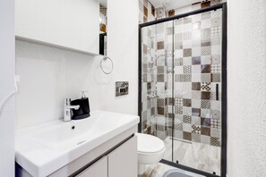 Bathroom - K-K Suites & Apartments (Istanbul)