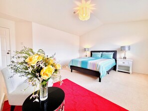 4 Schlafzimmer, Schreibtisch, kostenloses WLAN, Bettwäsche