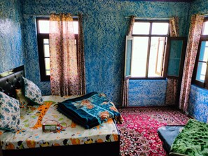 Deluxe Room, City View | Desk, free WiFi, bed sheets - Navmint's Nami Homes By GRB (Patna)