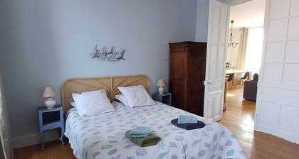 PARAY CENTER / GRANDE MAISON