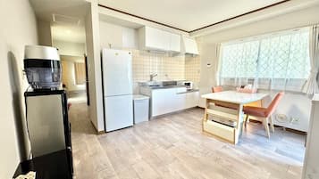 Business-Doppelzimmer, Stadtblick | Wohnbereich | Drucker