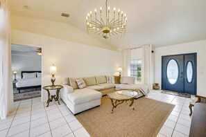 House (3 Bedrooms) | Interior - Golf, Swim, Relax: Rotonda West Home w/ Pool (Rotonda West)