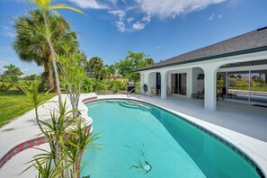House (3 Bedrooms) | Interior - Golf, Swim, Relax: Rotonda West Home w/ Pool (Rotonda West)