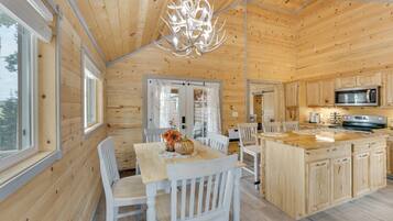 Hus (2 Bedrooms) | Interiör