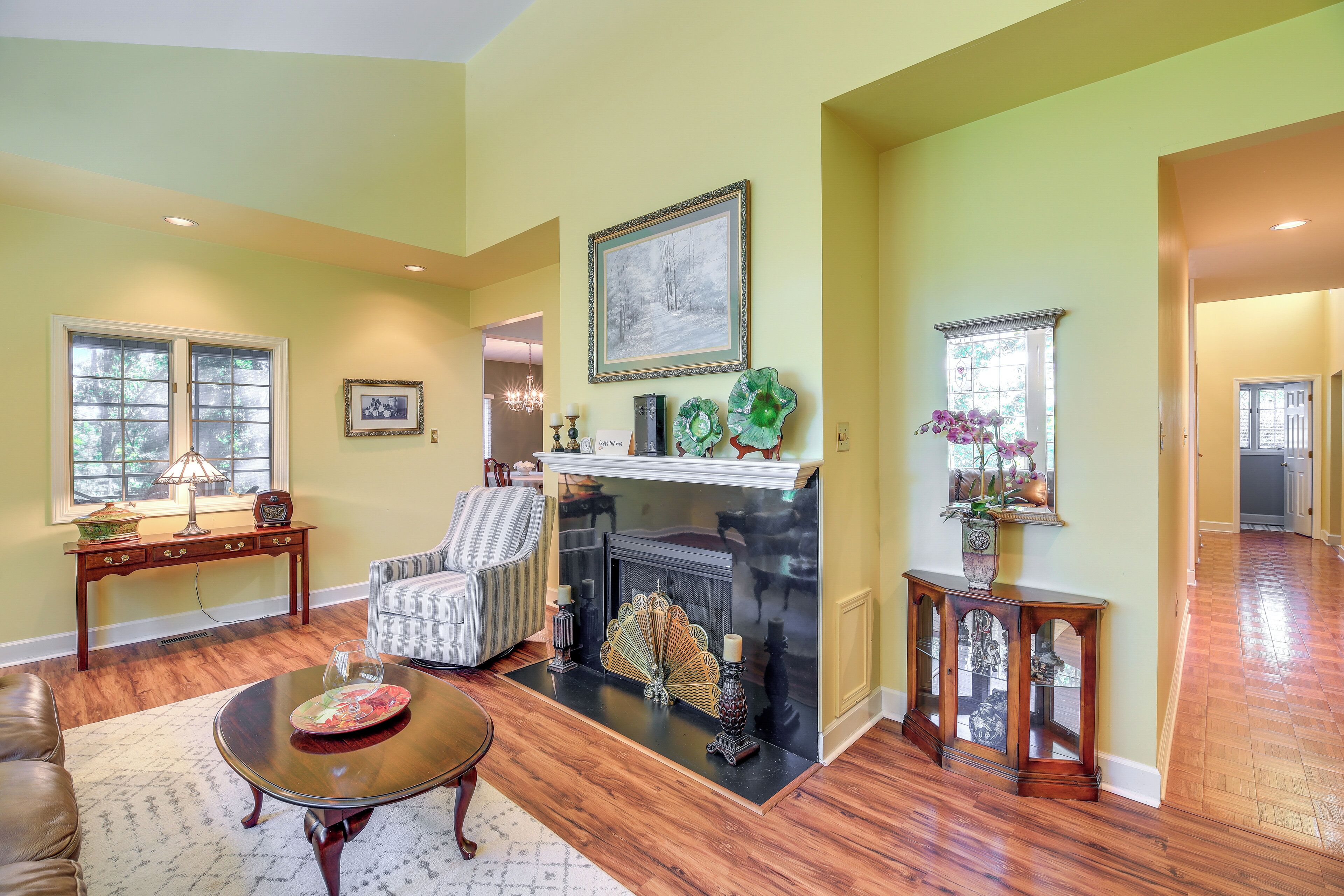 House (3 Bedrooms) | Interior