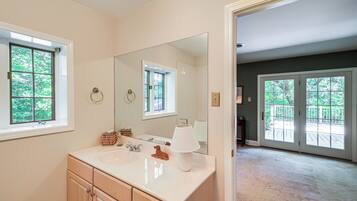 House (3 Bedrooms) | Bahagian dalam