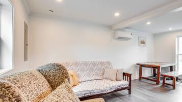 Cottage (1 Bedroom) | Interior