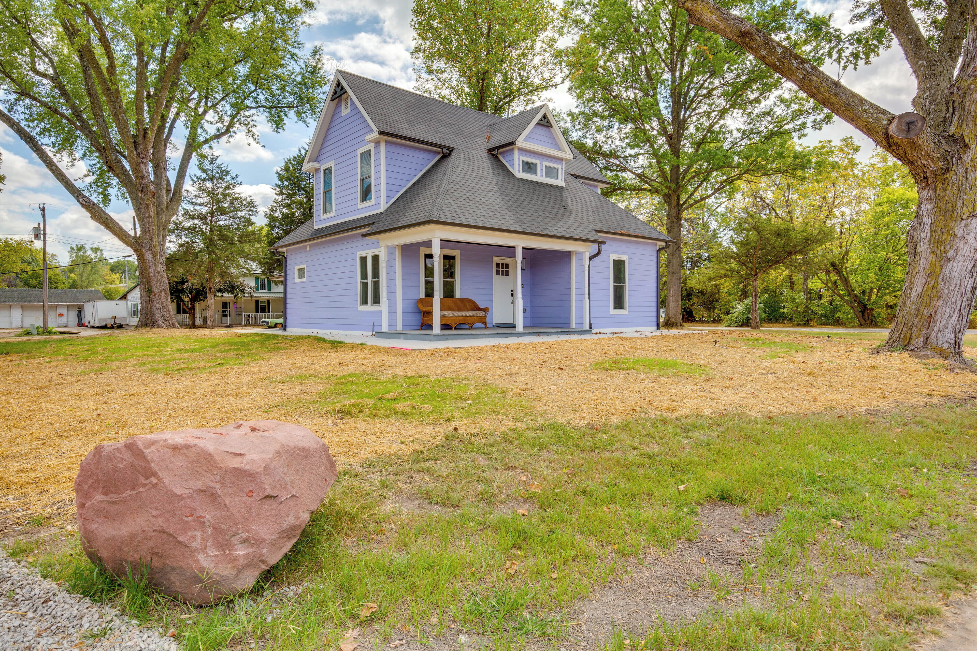 المنشأة من الداخل