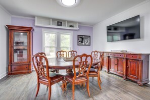 House (4 Bedrooms) | Interior - Walk to Winery: Family-friendly Holt Getaway (Holt)