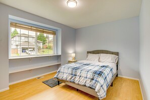 House (5 Bedrooms) | Interior
