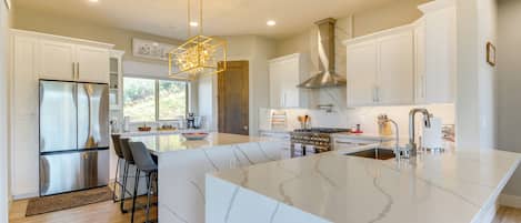 House (4 Bedrooms) | Interior