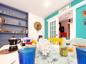 Basic-Apartment, Meerblick | Esszimmer