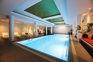 Piscine couverte