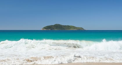 Beach Road Bliss in Hawks Nest