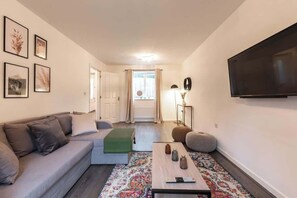 TV - Host & Stay | Moresby Way (Peterborough)