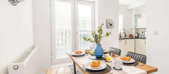 Host & Stay | Davies Close