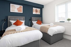 3 makuuhuonetta, Wi-Fi, vuodevaatteet