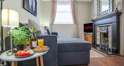 Host & Stay | Newington Road