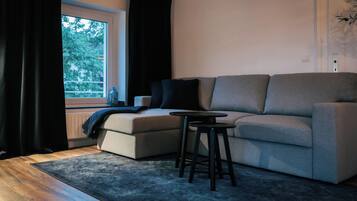 Smart TV, video games