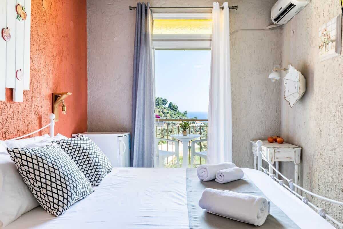 1 bedroom, travel crib, WiFi, bed sheets