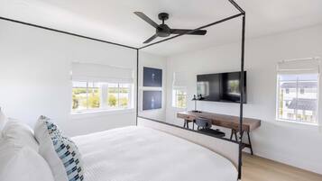 6 bedrooms, iron/ironing board, WiFi, bed sheets