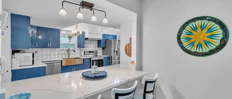 Villa, 4 Bedrooms | Private kitchen | Fridge, oven, coffee/tea maker, toaster