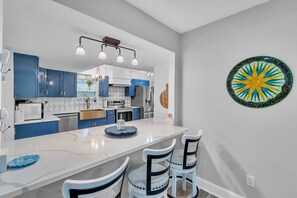 Villa, 4 Bedrooms | Private kitchen