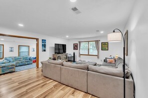 Villa, 4 Schlafzimmer | Wohnbereich