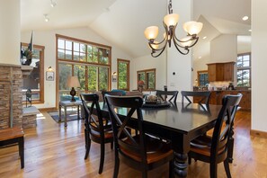 聯排別墅, 3 間臥室 | 用餐區