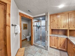 Appartamento, 3 camere da letto | Bagno | Asciugamani, shampoo