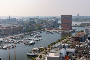 Leilighet | 2 soverom, skrivebord og internett