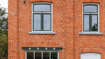 5 bedrooms, Internet