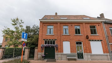 Apartamento | 5 dormitorios y Internet