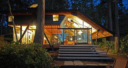 Conner Glass Cabin by Boutique