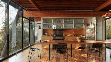 House | 3 bedrooms, Internet