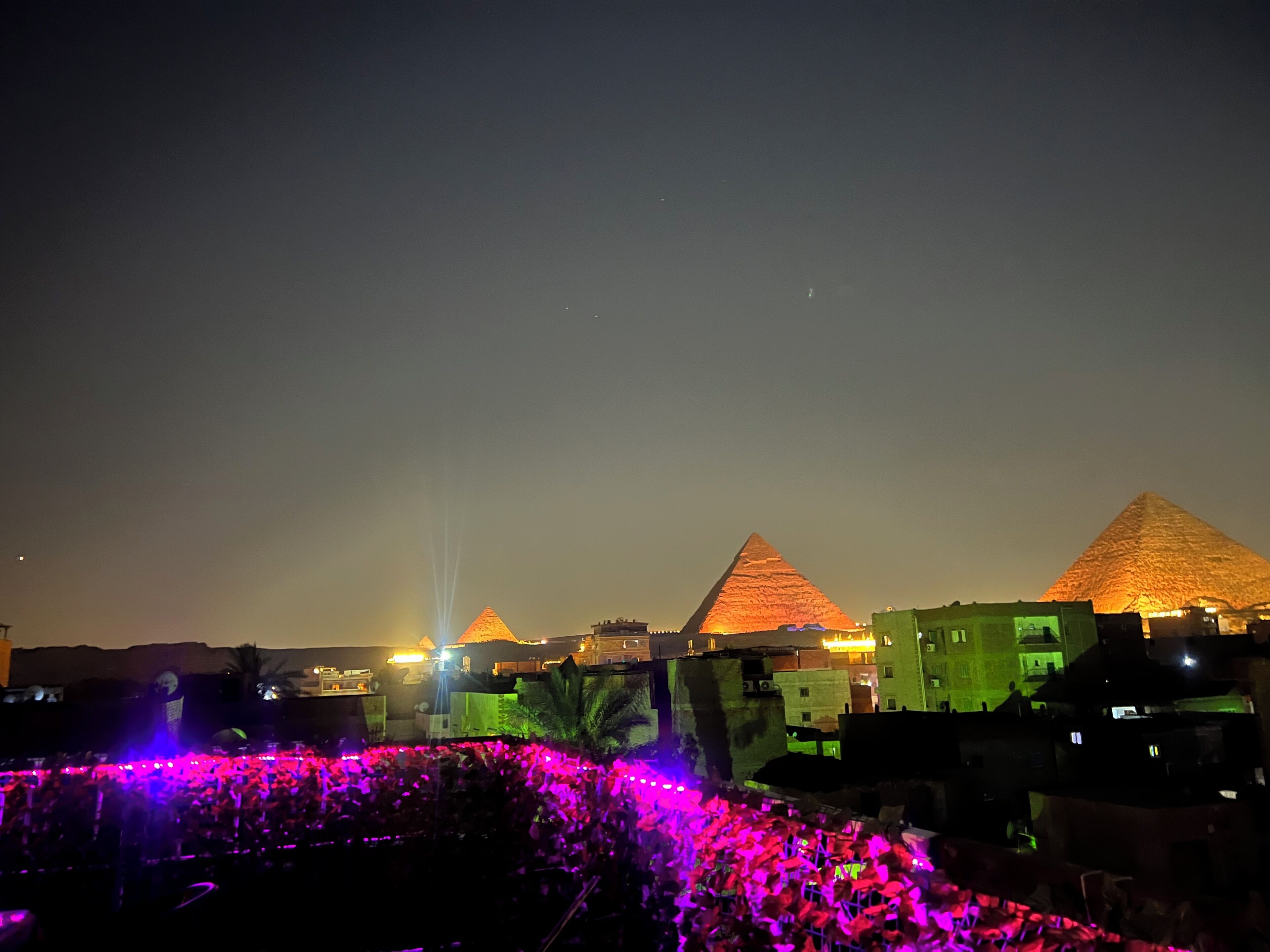 Photo - Jana pyramids view inn