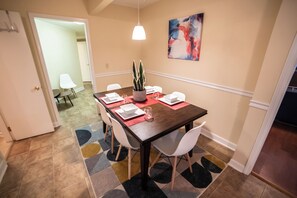 Dining - Chic Mid Century Hub (Columbia)