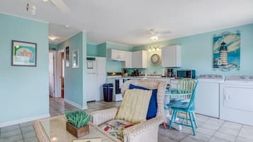 6 habitaciones, tabla de planchar con plancha y wifi gratis