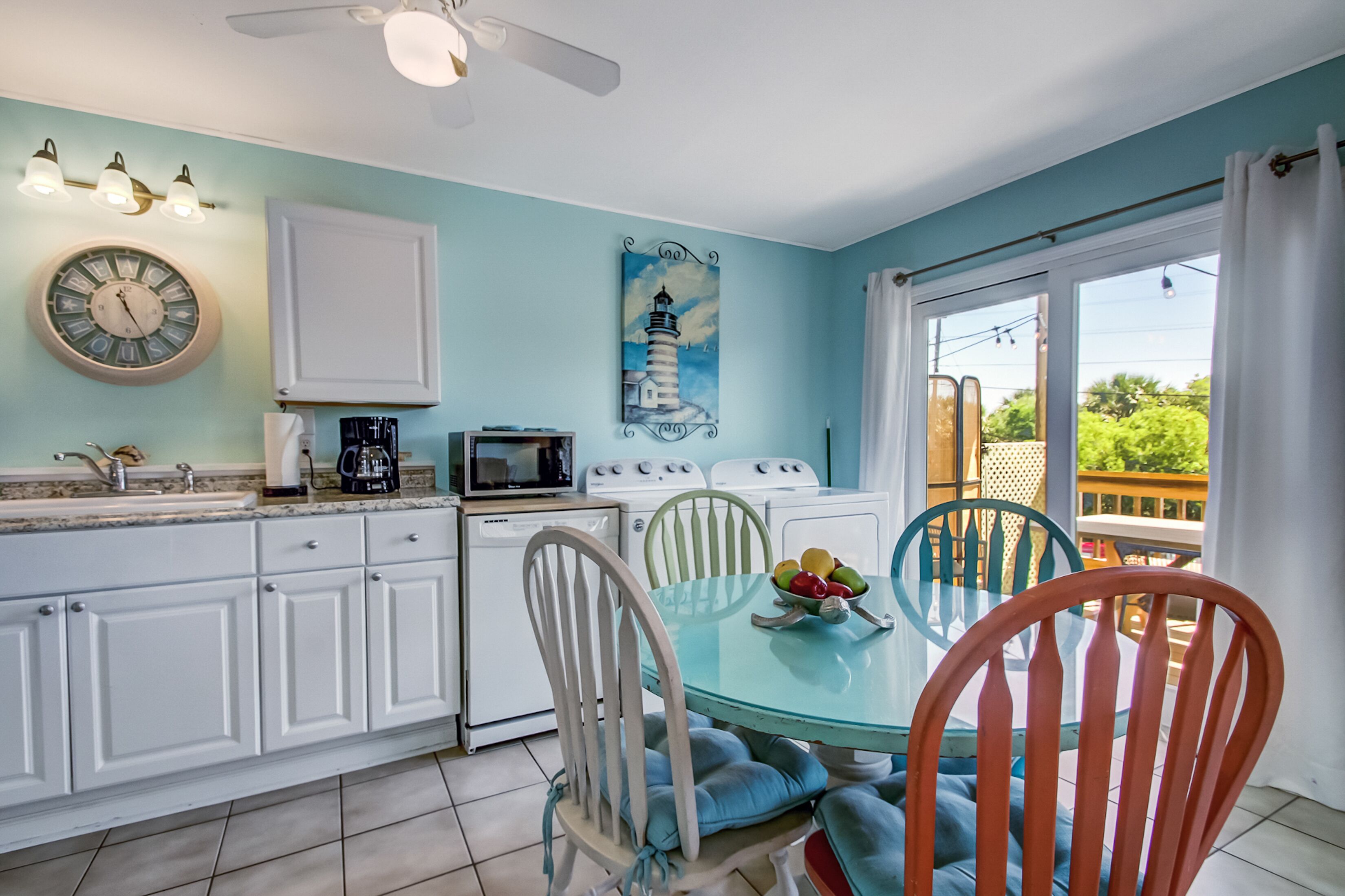 Maison Confort | Cuisine privée | Micro-ondes dans les aires communes