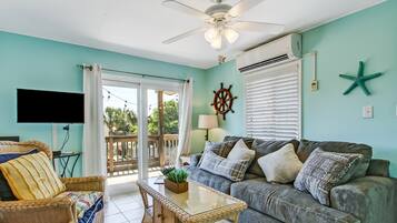 Comfort House | 6 bedrooms, iron/ironing board, free WiFi