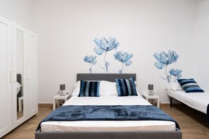 1 habitación, tabla de planchar con plancha, wifi gratis y ropa de cama