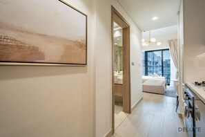 In-room safe, iron/ironing board, free WiFi, bed sheets - Charming Studio in Azizi Riviera 41, Al merkadh by Deluxe Holiday Homes (Dubai)