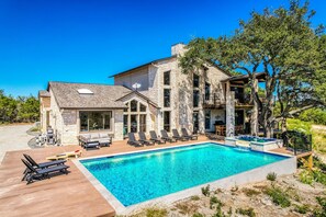 Pool - Hilltop wedding estate with sunset views (Jonestown)
