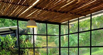 Alban, Longo Mai - Cabaña Fuego - Via Namay Alto