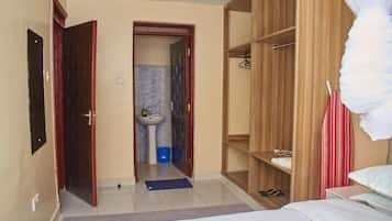 2 slaapkamers, een strijkplank/strijkijzer, wifi, beddengoed