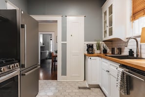 Microwave, oven, stovetop, dishwasher