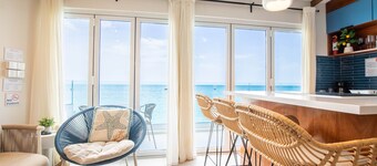 Del Mare At Buye Beach Rooftop