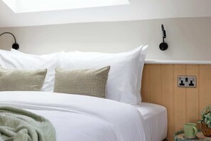 1 多间卧室、熨斗/熨衣板、WiFi、床单