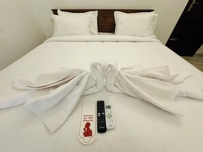Standard Double Room, Garden View | Soundproofing, free WiFi - Coconut Creek Homestay (Kottayam)
